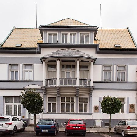 Apartmany Vila Tyniste Tyniste nad Orlici ภายนอก รูปภาพ