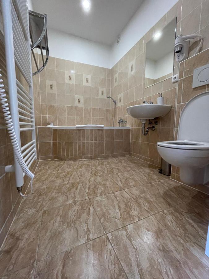Apartmany Vila Tyniste Tyniste nad Orlici ภายนอก รูปภาพ